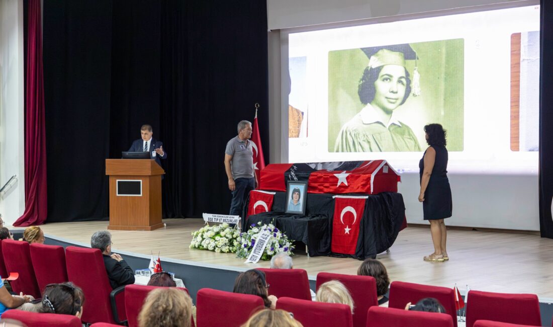 İzmir Büyükşehir Belediye Başkanı Dr. Cemil Tugay, Ege Üniversitesi Tıp