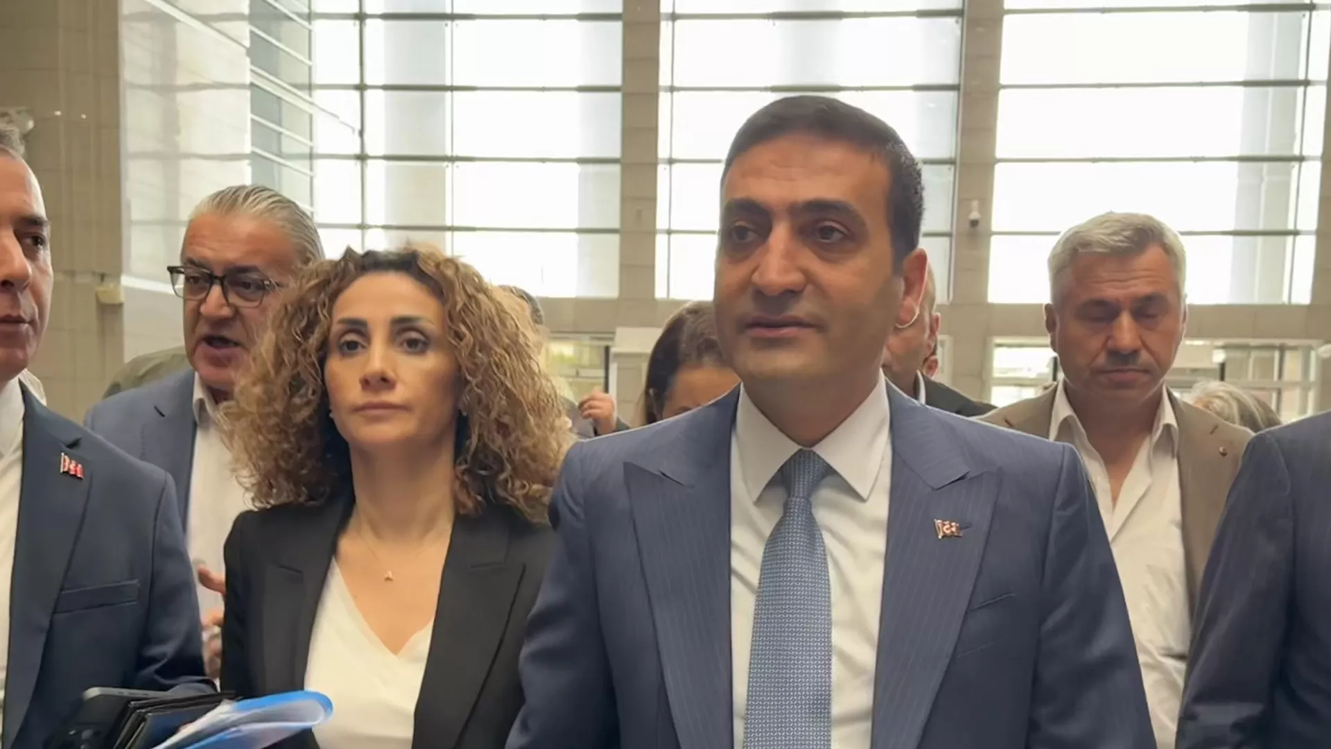 İçişleri Bakanlığı tarafından görevden uzaklaştırılan Beyoğlu Belediye Başkanı İnan Güney’in