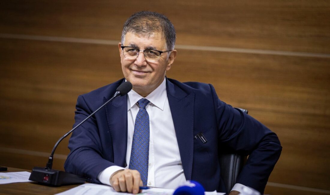 İzmir Büyükşehir Belediye Başkanı Dr. Cemil Tugay, İlkses TV’nin canlı