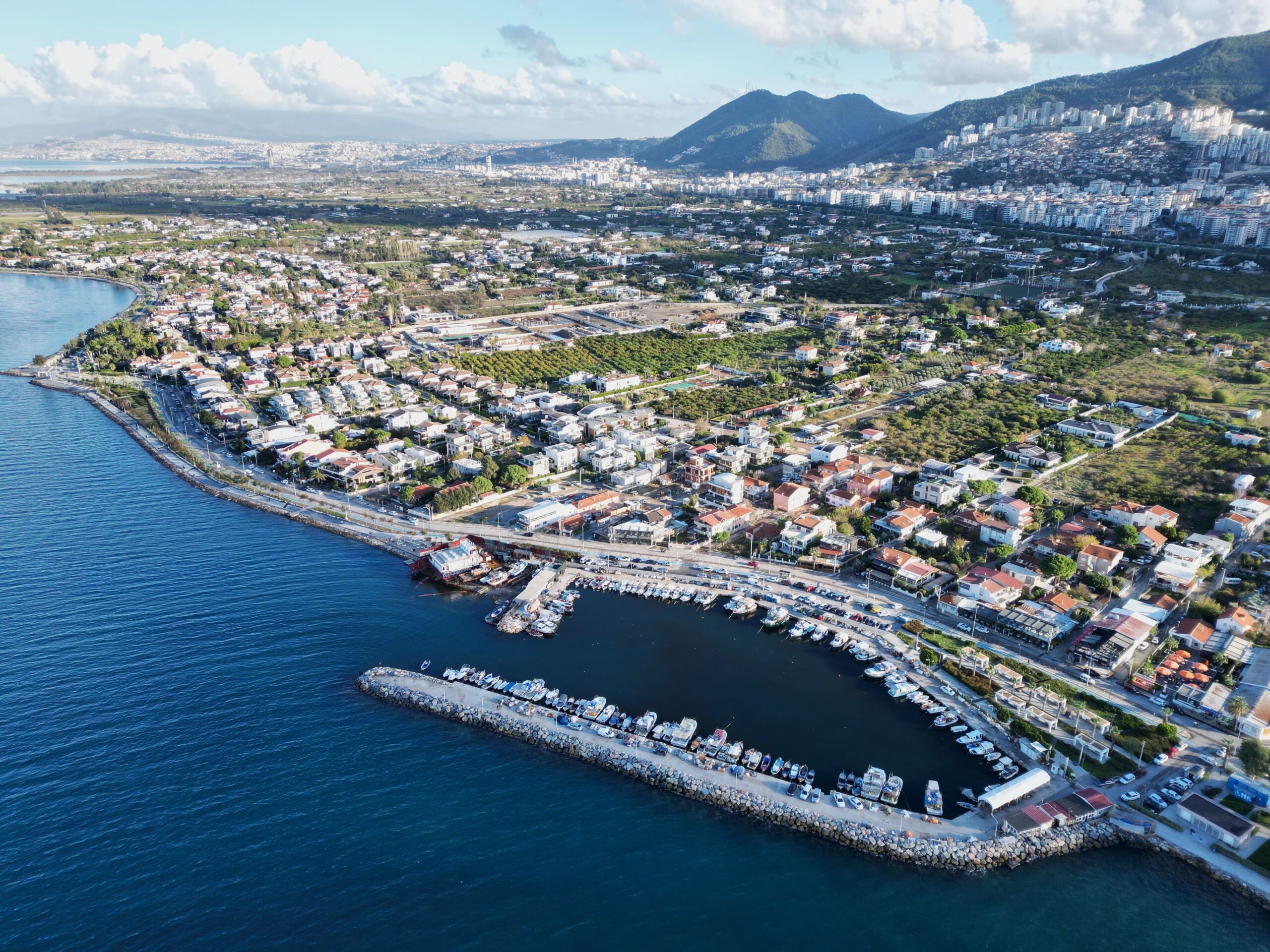 Narlıdere Belediyesi, iklim değişikliğine karşı yerelden çözüm üretmek amacıyla Sürdürülebilir