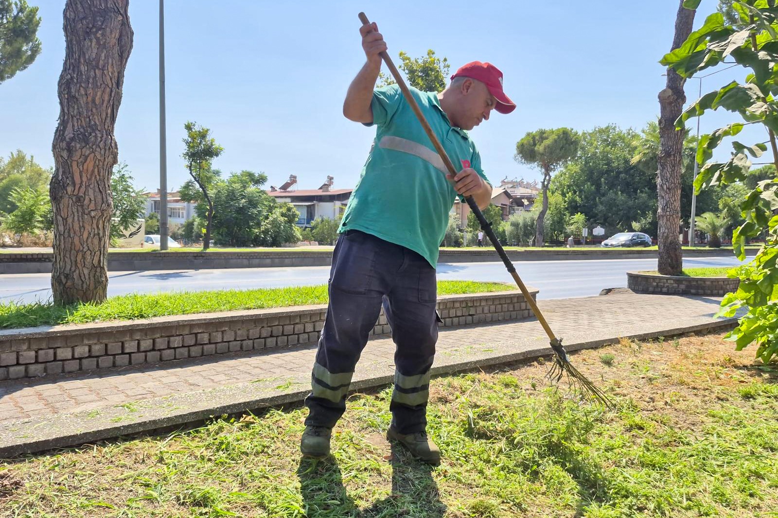 Efeler Belediyesi, Başkan Anıl Yetişkin'in liderliğinde yürüttüğü çalışmalarla park ve