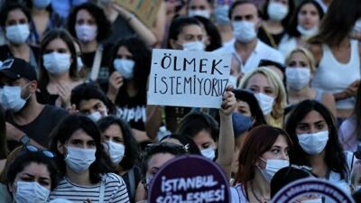 İzmir’de yaşayan öğretmen M.A., 17 Temmuz’da eski eşi Ü.K.’nin evini