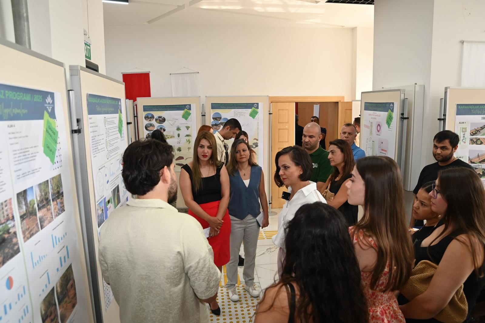 Karabağlar Belediyesi tarafından bu yıl ilk kez düzenlenen “Karabağlar Akademi