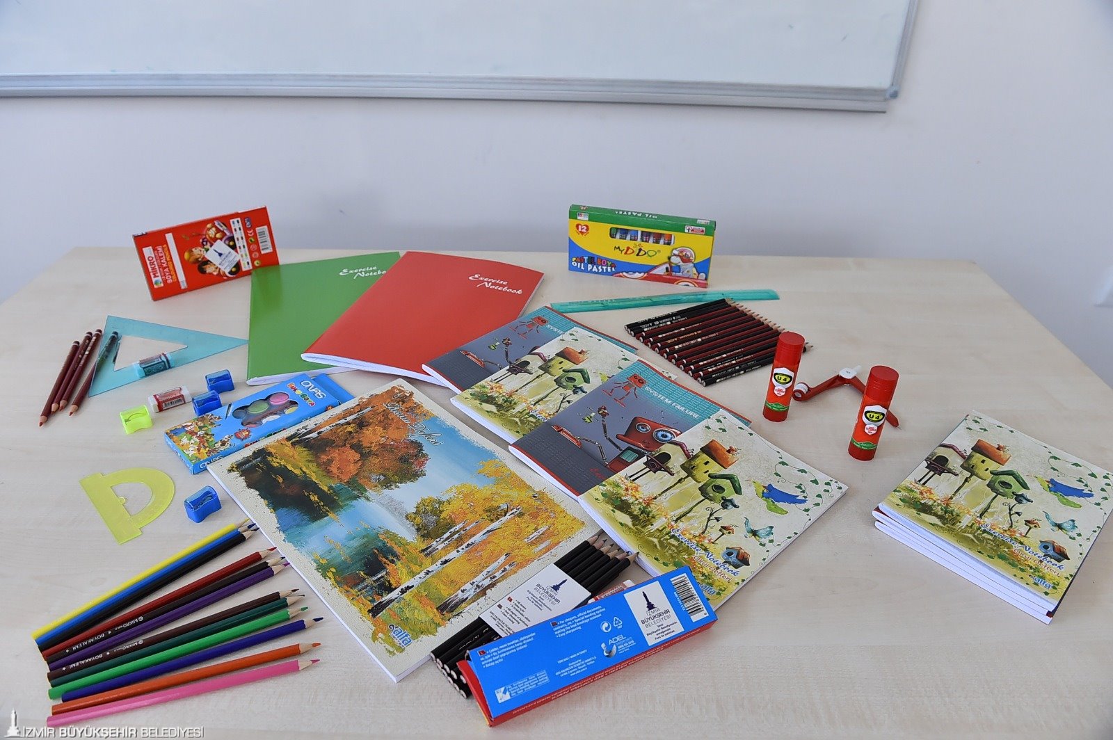 İzmirli 13 bin 632 öğrenciye geçen yıl 34 milyon 134