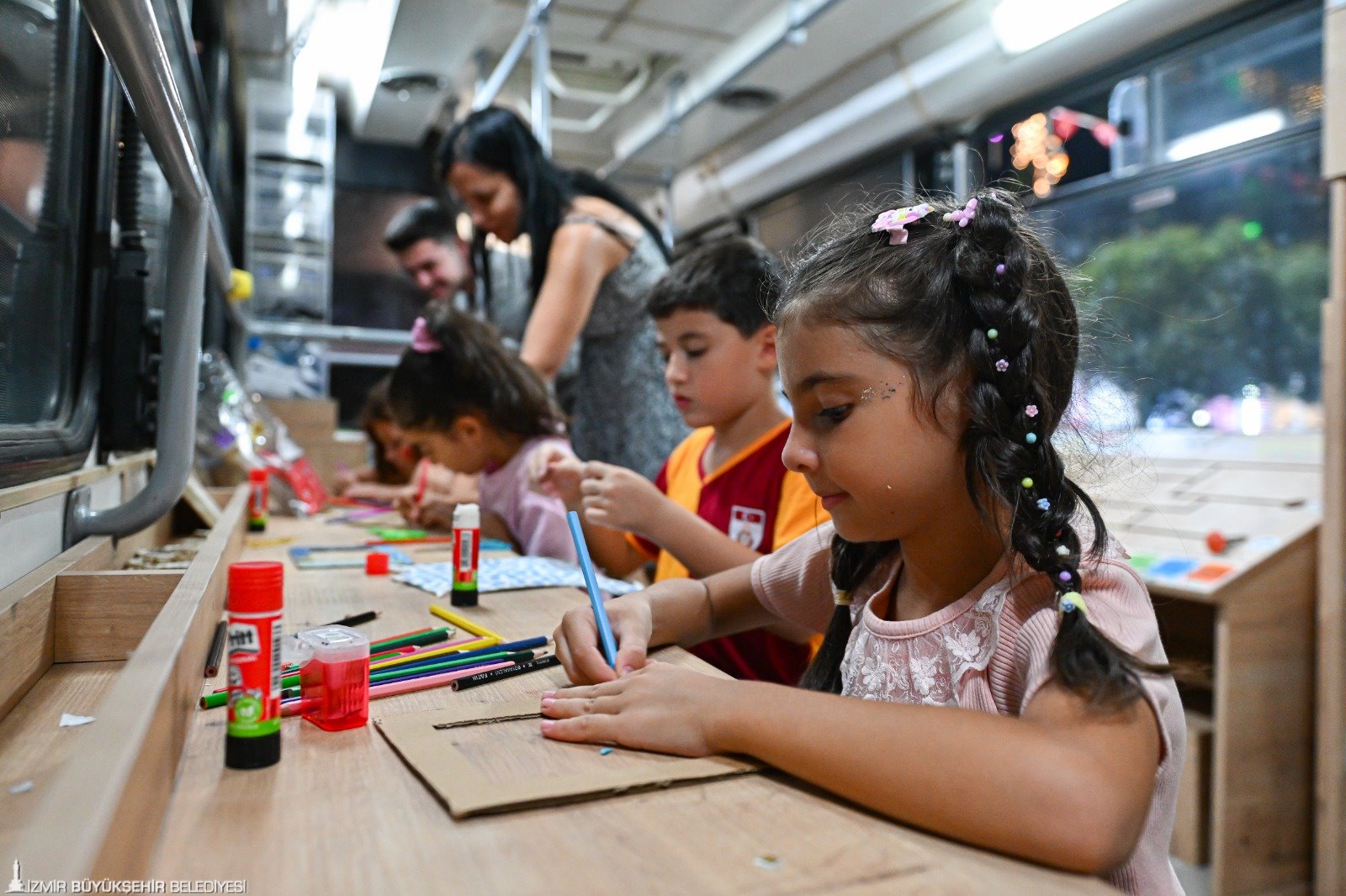 İzmir Büyükşehir Belediyesi, 94. İzmir Enternasyonal Fuarı kapsamında çocuklara çevre