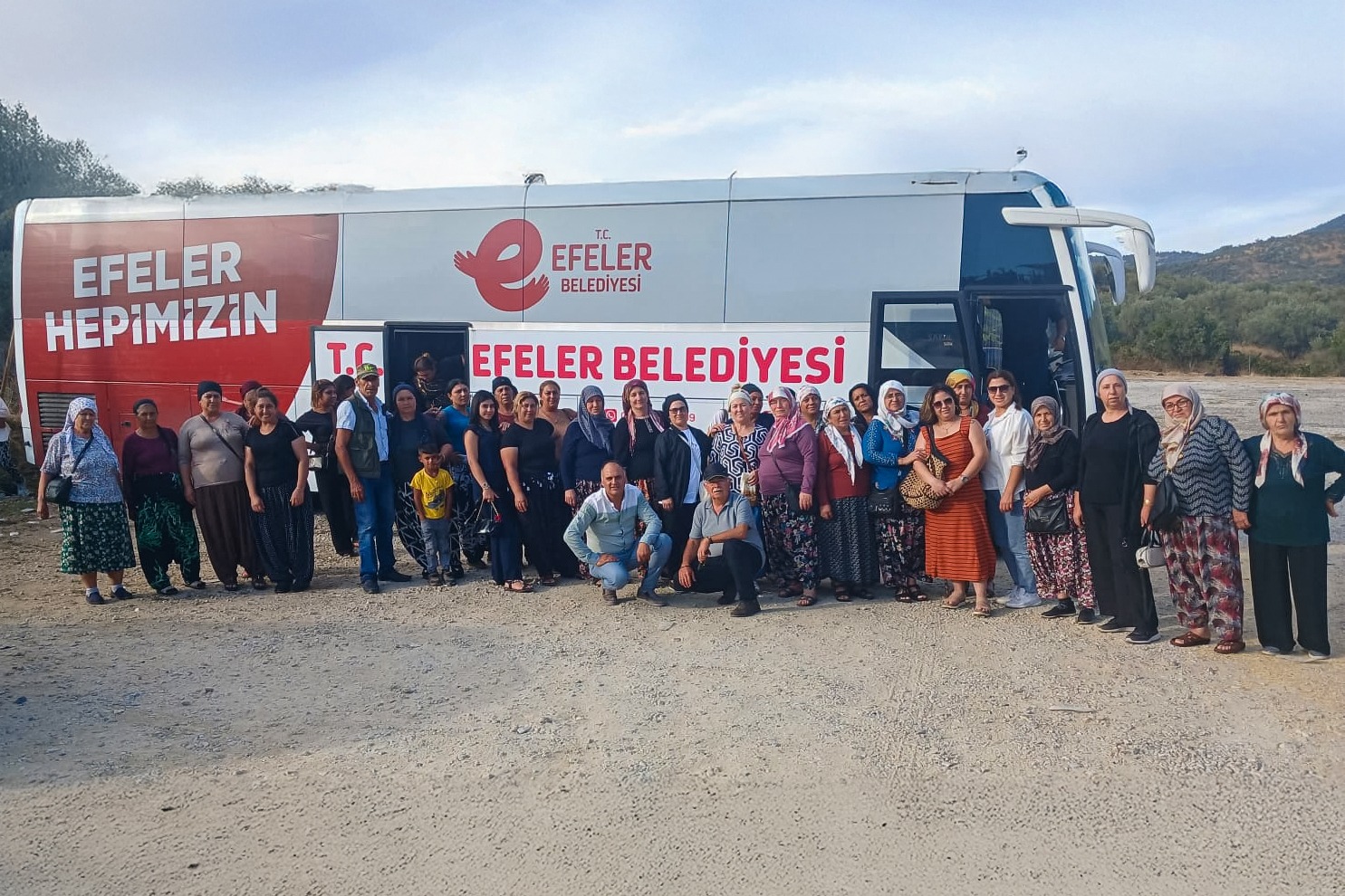 Efeler Belediye Başkanı Anıl Yetişkin, kadınların sosyal hayata katılımını güçlendirmek