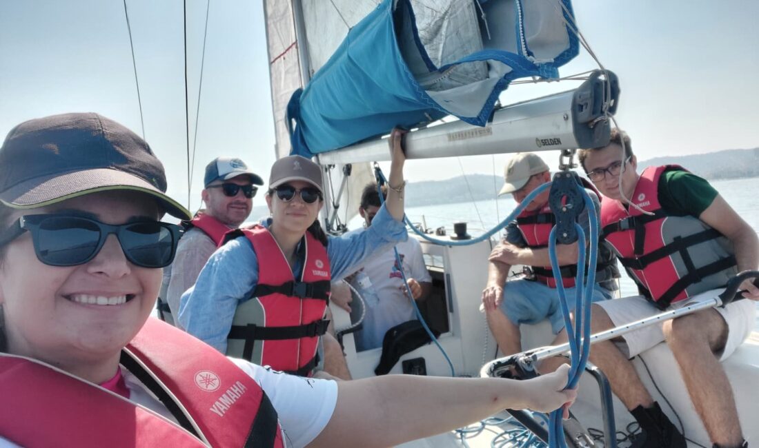 İzmir Marina’da yelken heyecanı: İZDENİZ eğitimleri sürüyor İZDENİZ’in İzmir Marina’da düzenlediği yelken eğitimleri devam ediyor. Hafta içi