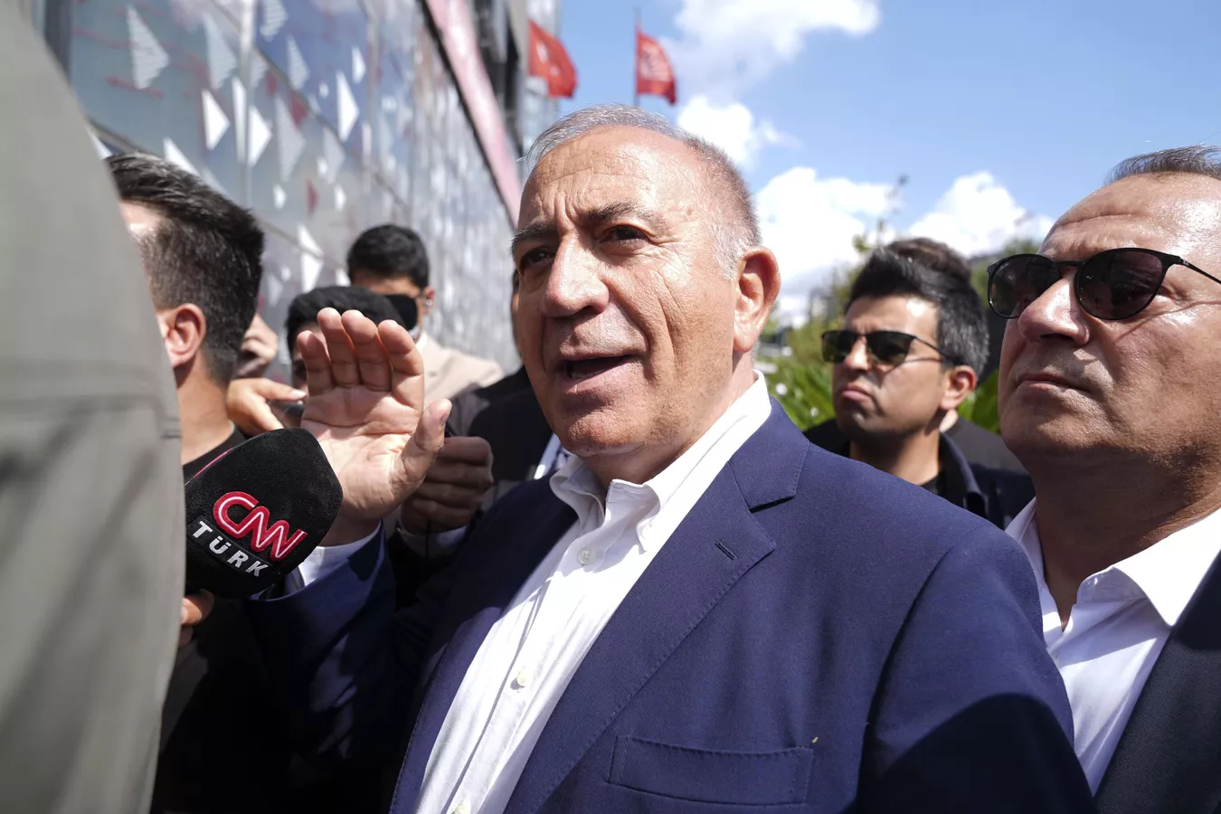 İstanbul 45. Asliye Hukuk Mahkemesi, CHP avukatlarının İstanbul İl Başkanlığı’na
