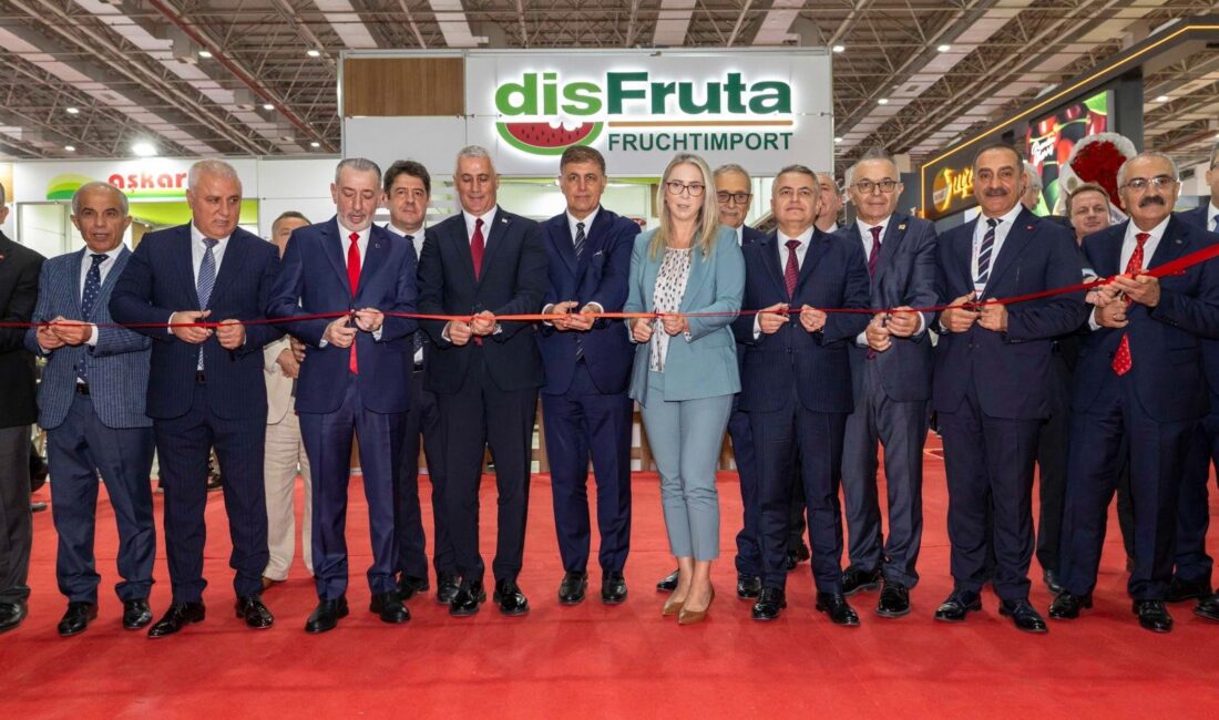 İzmir Büyükşehir Belediyesi'nin ev sahipliğinde Fuar İzmir'de düzenlenen Interfresh Eurasia–Meyve,