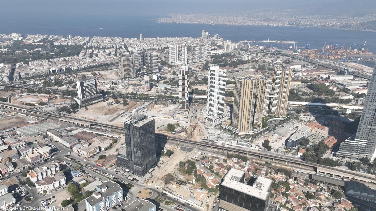 İzmir Büyükşehir Belediyesi’nin dev ulaşım yatımlarının en önemli etaplarından Mürselpaşa