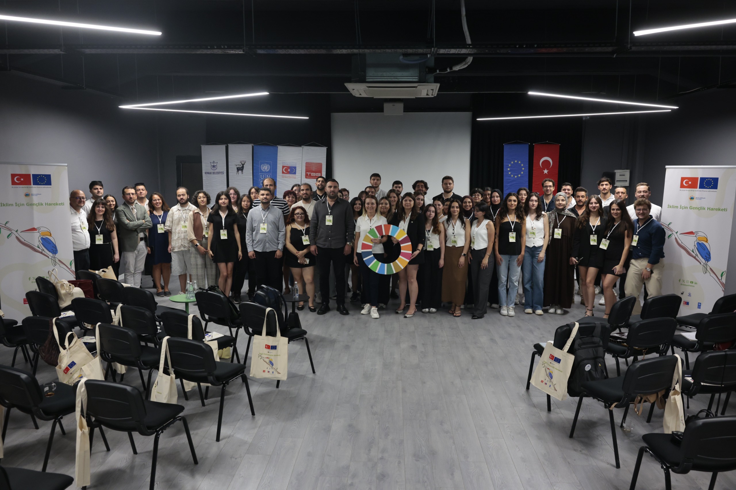10 şehirden 70 genç, SDG 13 için Gençler Hareketi! Zirvesi’nde