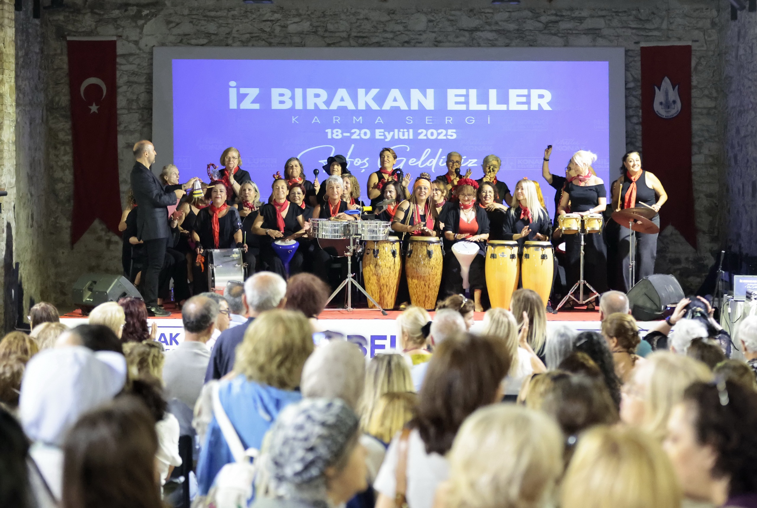 Konak Belediyesi, yeni dönem kurslarını Bıçakçı Han’daki “İz Bırakan Eller