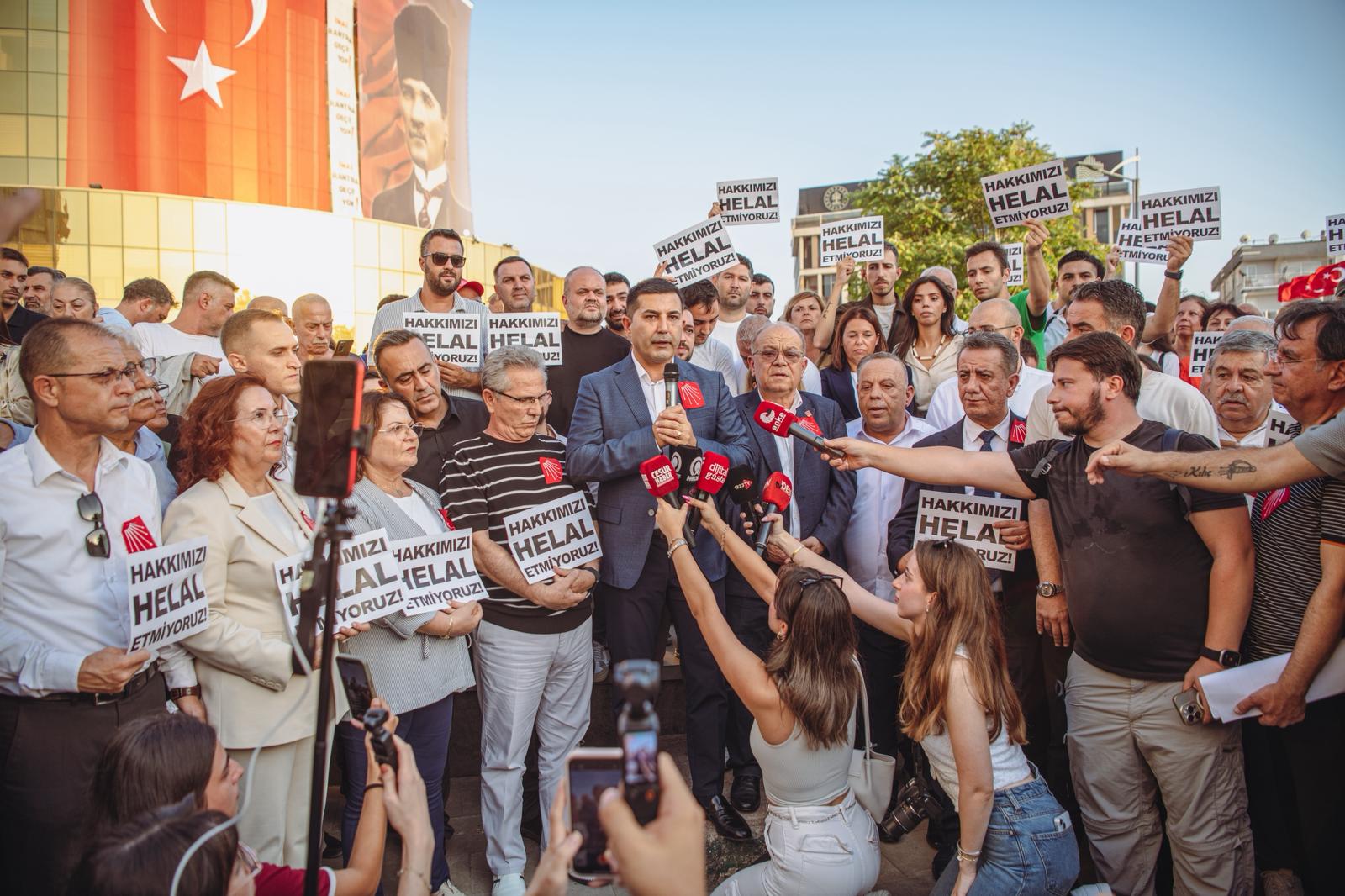 Aydın’da Özlem Çerçioğlu’nun CHP’den AKP’ye geçmesinin ardından toplanan ilk Büyükşehir