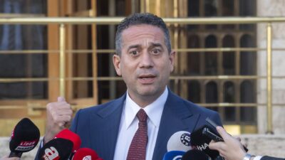 Adalet Bakanı Yılmaz Tunç, CHP Grup Başkanvekili Ali Mahir Başarır