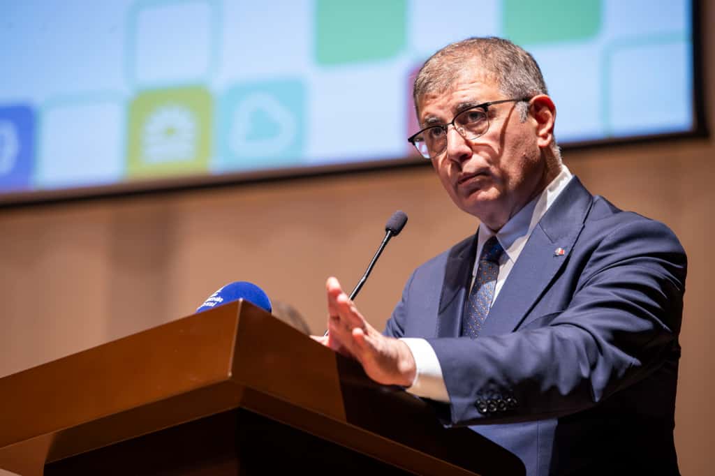 İzmir Büyükşehir Belediye Başkanı Dr. Cemil Tugay, çalışmaları İZPA ile