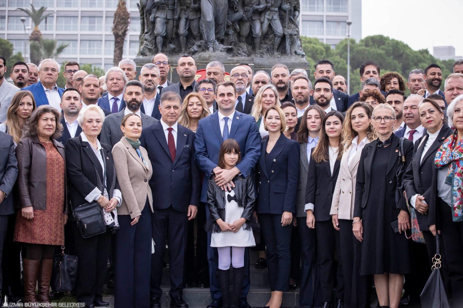 İzmir Büyükşehir Belediye Başkanı Dr. Cemil Tugay, CHP İzmir İl