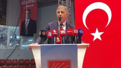 CHP İzmir İl Kongresi, Celal Atik Spor Salonu’nda yoğun katılımla