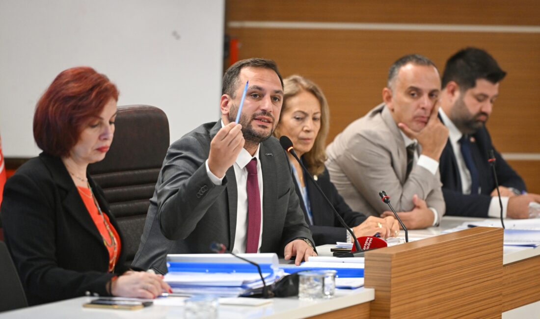 Bornova Belediyesi’nin 2026 bütçesi onaylandı Bornova Belediyesi’nin 2026 yılı bütçesi 7,5 milyar TL olarak onaylandı.