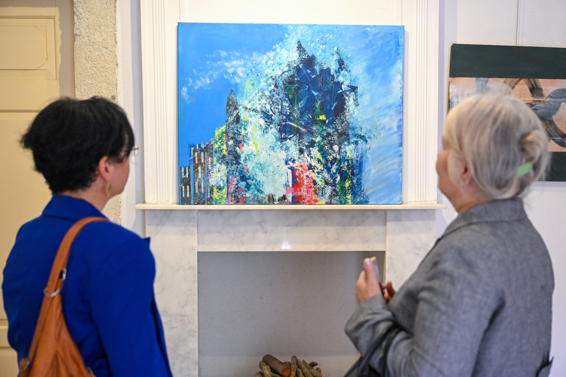 Bornova Belediyesi’nin tarihi dokusuyla öne çıkan sanat mekanı Galeri Hamam,