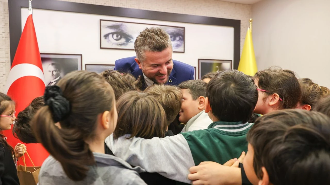 Buca Belediyesi eğitimde fırsat eşitliğini sağlama hedefi ile yürüttüğü çalışmalarla,