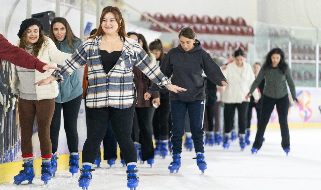 İzmir Büyükşehir Belediyesi Buz Sporları Salonu, 2025-2026 sezonunu “Haydi Kadınlar