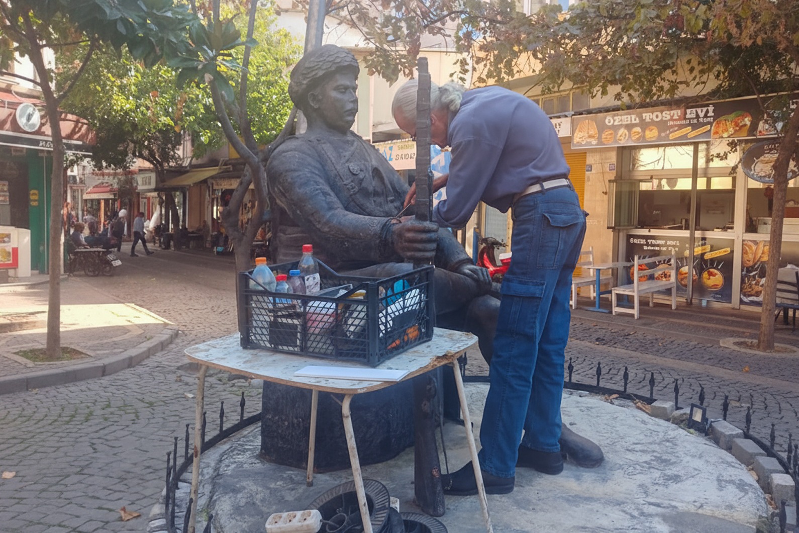 Aydın’ın kurtuluşunda destansı bir kahramanlık sergileyen Milis Binbaşı Danişmentli İsmail