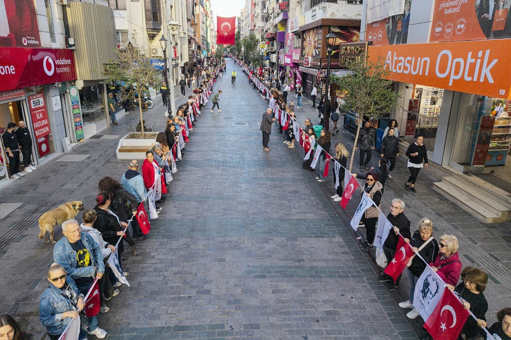 Karşıyaka Belediyesi, Ulu Önder Mustafa Kemal Atatürk’ü aramızdan ayrılışının 87.