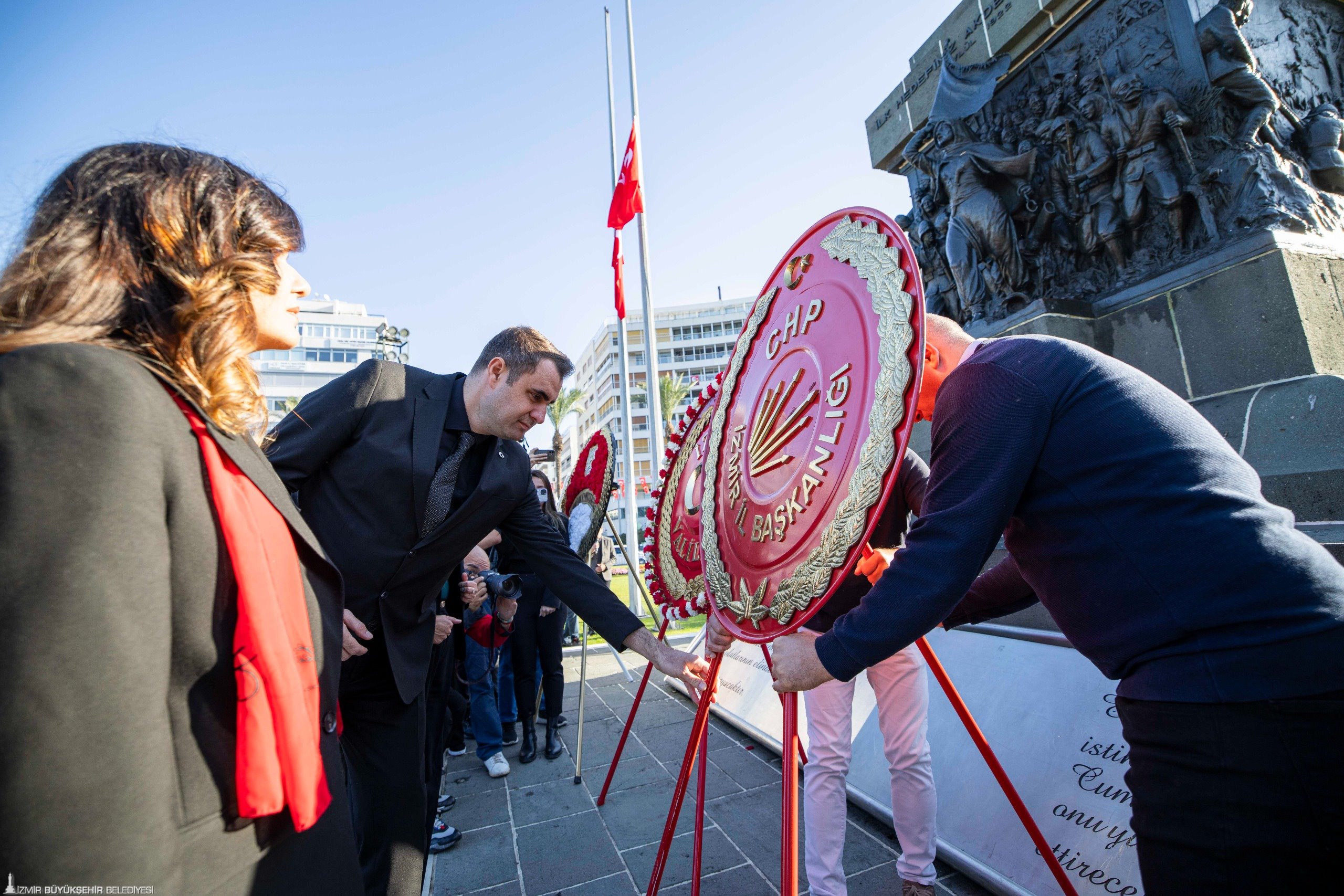CHP İzmir İl Örgütü, Ulu Önder Mustafa Kemal Atatürk’ün aramızdan