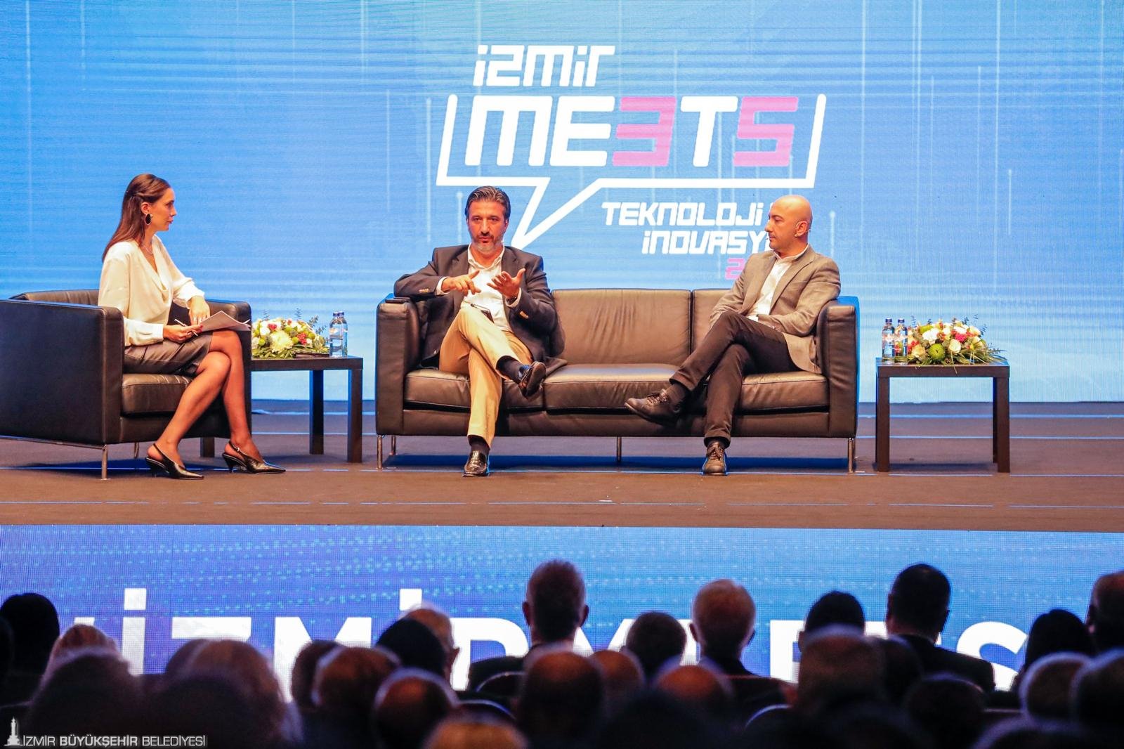İzmir Büyükşehir Belediyesi, İZTO ve EGEV iş birliğiyle düzenlenen İzmirMeets