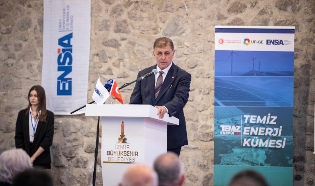 İzmir’e karbon nötr hedefi: Başkan Tugay sanayicilere yeşil dönüşüm çağrısı yaptı ENSİA’nın 5. Olağan Genel Kurulu’nda konuşan İzmir Büyükşehir Belediye Başkanı