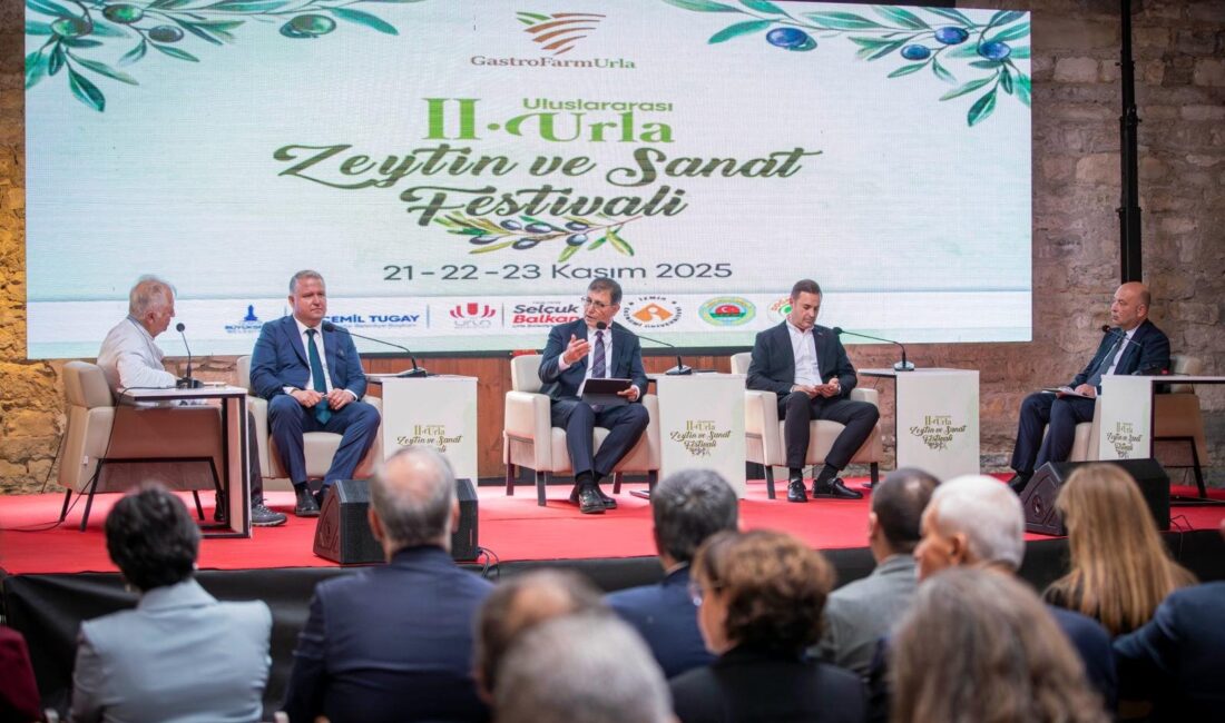 2. Uluslararası Urla Zeytin ve Sanat Festivali kapsamında düzenlenen panelde,