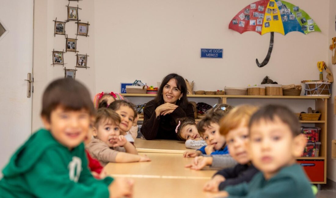 İzmir Büyükşehir Belediyesi’nin Yuvamız İzmir merkezlerinde eğitim alan Başak Köse,