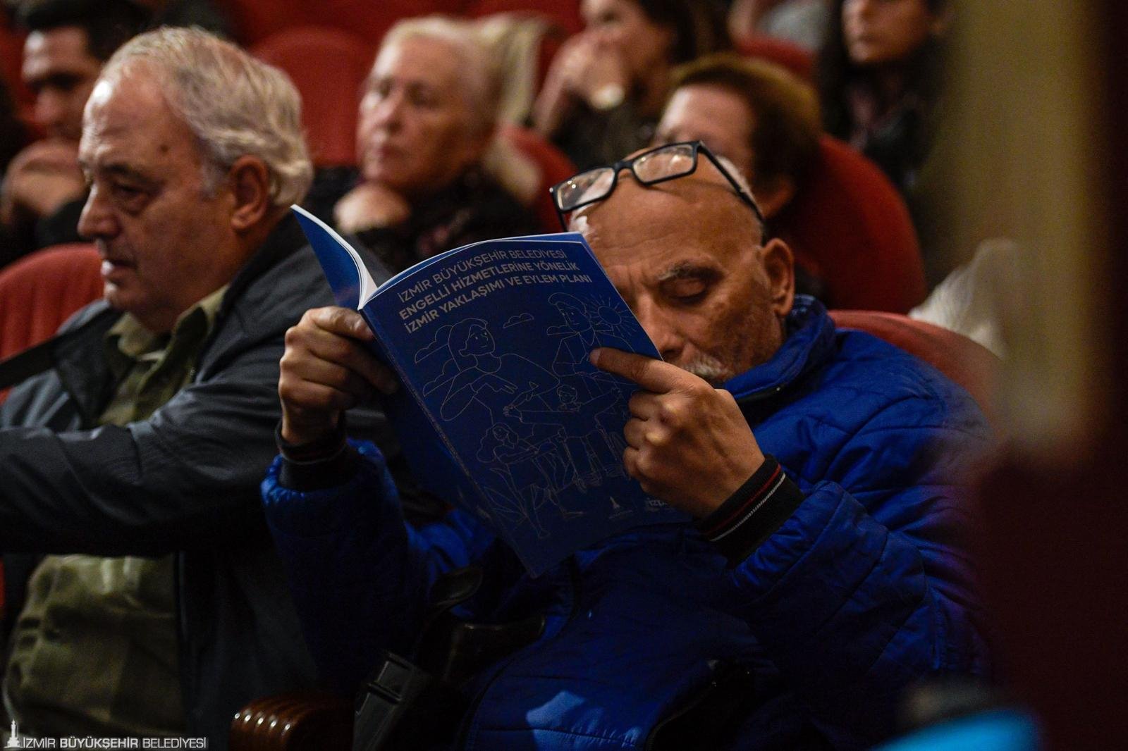 İzmir Büyükşehir Belediyesi, Engelli Hizmetlerine Yönelik İzmir Yaklaşımı ve Eylem