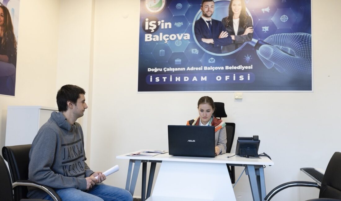 Balçova Belediyesi, iş arayanlarla işverenleri buluşturacak İstihdam Ofisi’ni açtı. Dijital