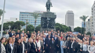 CHP İzmir İl Örgütü, 24 Kasım’da Atatürk Anıtı’nda düzenlediği törenle