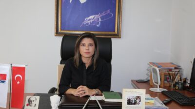 CHP Efes Selçuk İlçe Başkanı İpek Onbaşıoğlu, Efes Alt Kapı