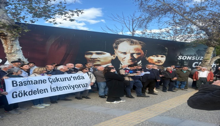İzmir’de 165 kurum ve STK, Basmane Çukuru’nun yıllardır süren tapu