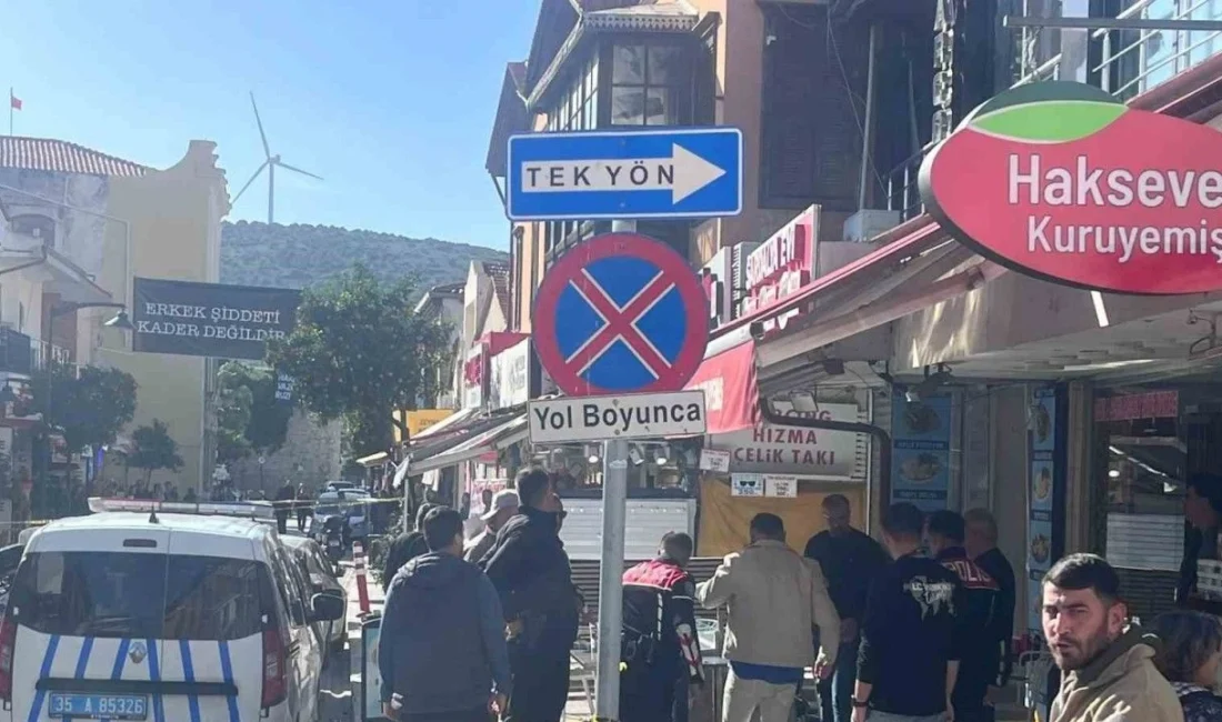 Çeşme Çarşısı’nda bir midyeci dükkânına silahla ateş etmeye çalışan saldırgan,
