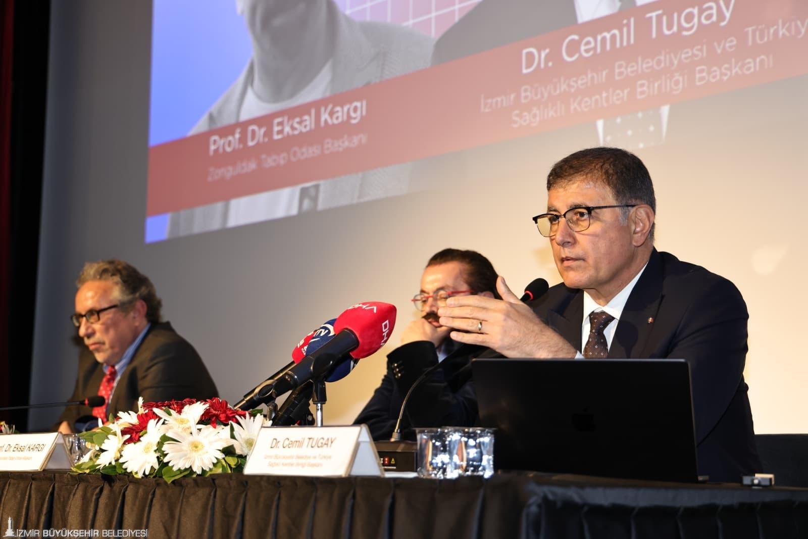 İzmir Büyükşehir Belediye Başkanı ve Türkiye Sağlıklı Kentler Birliği Başkanı