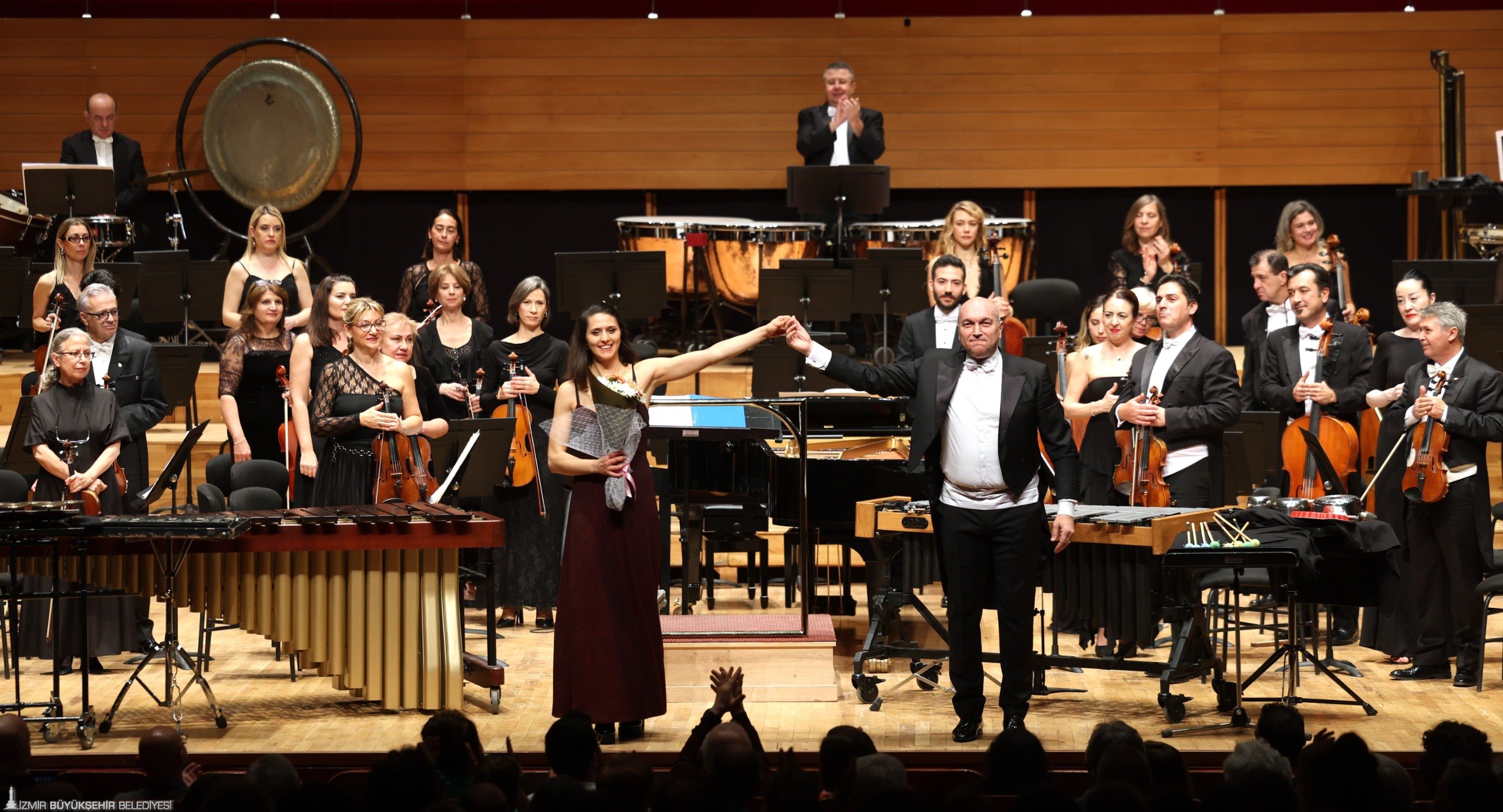 İzmir Devlet Senfonisi Orkestrası, AASSM’de verdiği konserde 21. yüzyılın en