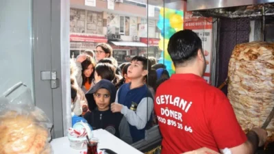 Sadettin Saran’ın sosyal medya yorumu sonrası harekete geçen esnaf Ümran