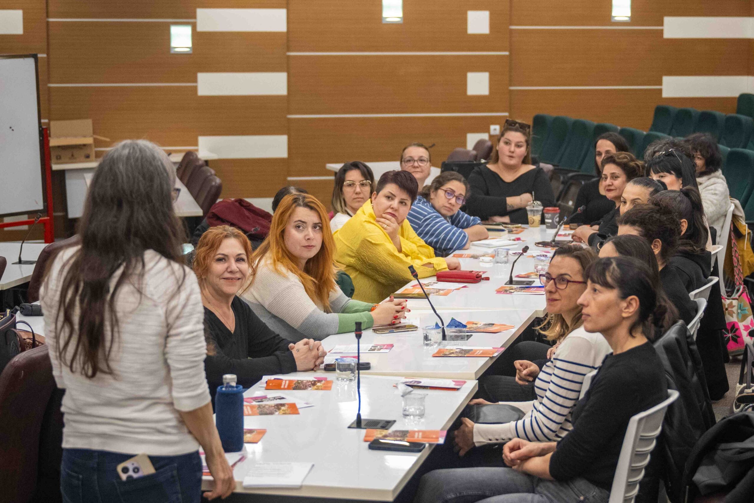 Bornova Belediyesi, Yerel Eşitlik Eylem Planı kapsamında Kadının İnsan Hakları
