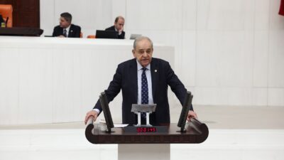 CHP İzmir Milletvekili Rıfat Nalbantoğlu, kabul edilen 2026 Bütçesi’nin saray