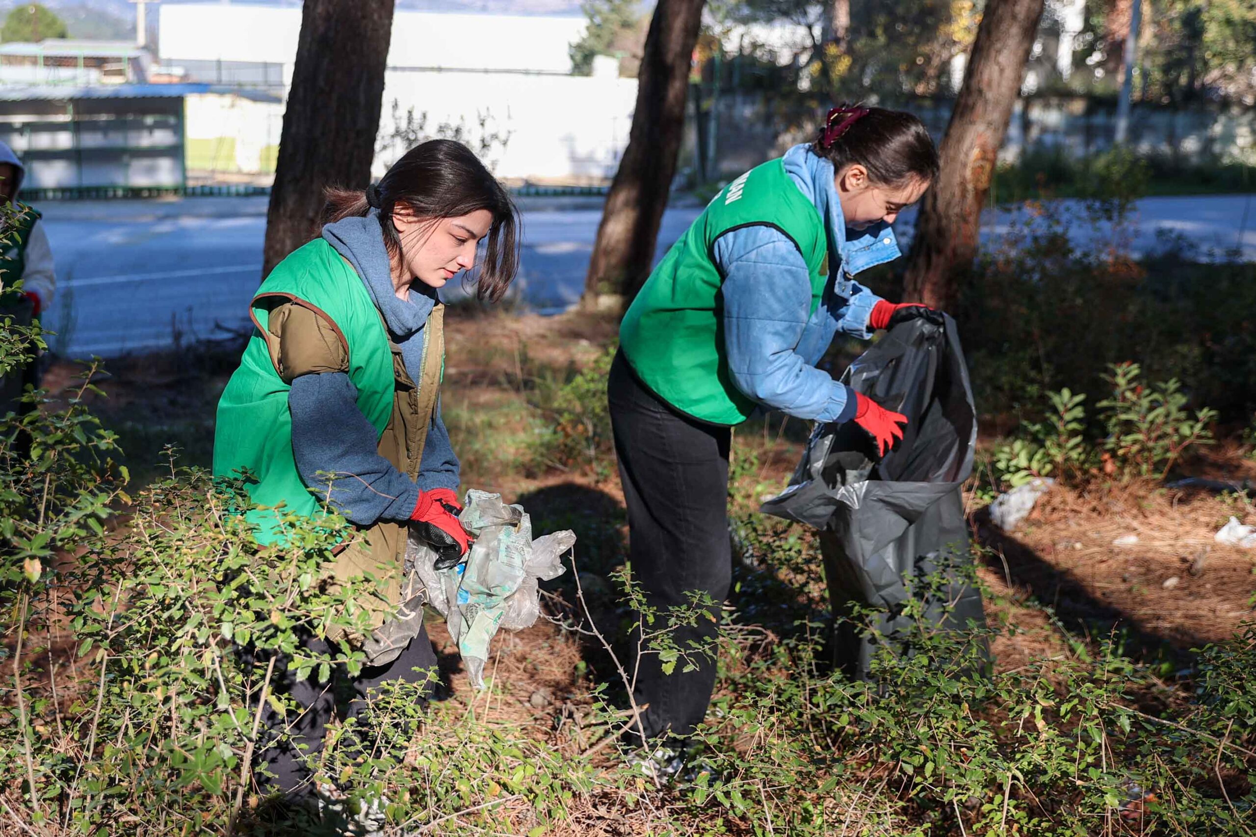 Buca Belediyesi, Kaynaklar’da sivil toplum kuruluşları ve gönüllülerin katılımıyla doğa