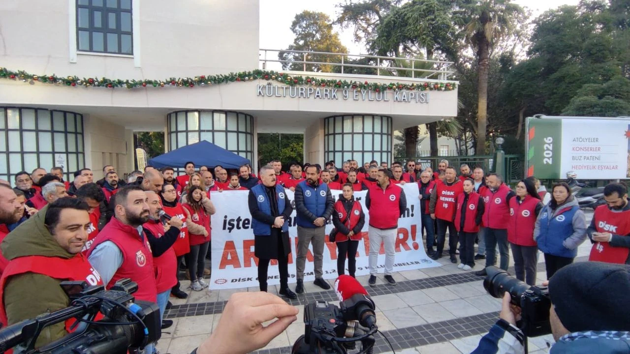 İzmir Büyükşehir Belediyesi iştiraklerinde çalışan işçilerin hak gasplarına karşı başlattığı