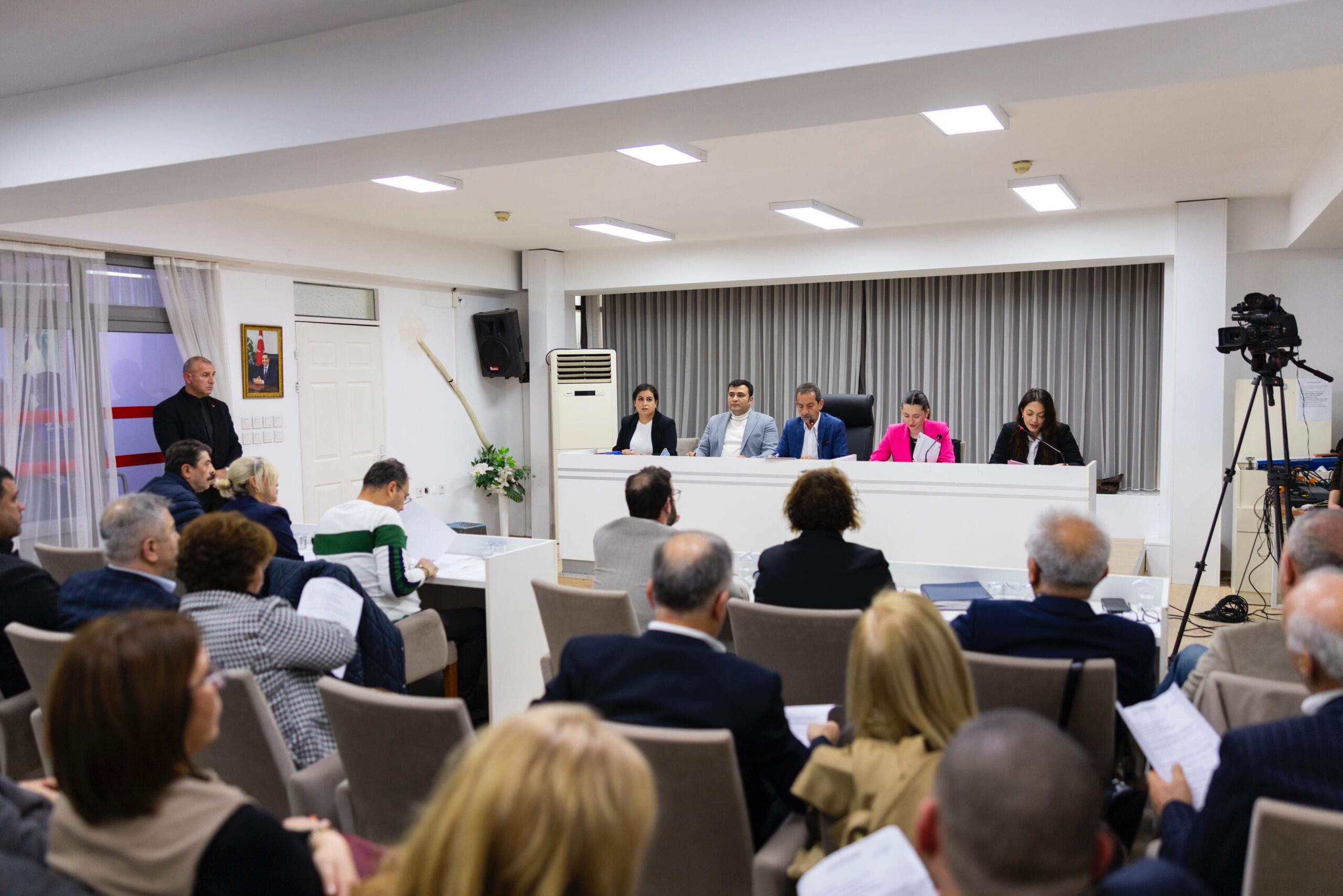 Balçova Belediyesi 2026 yılının ilk meclis toplantısında BALMAR Sosyal Market