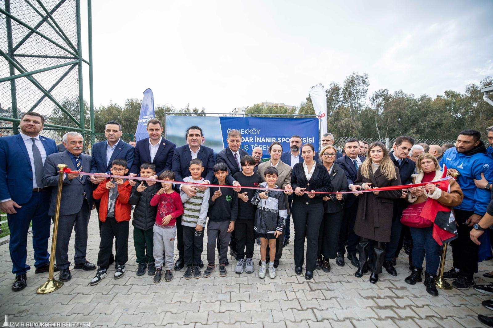 İzmir Büyükşehir Belediye Başkanı Dr. Cemil Tugay, merhum çalışma arkadaşı
