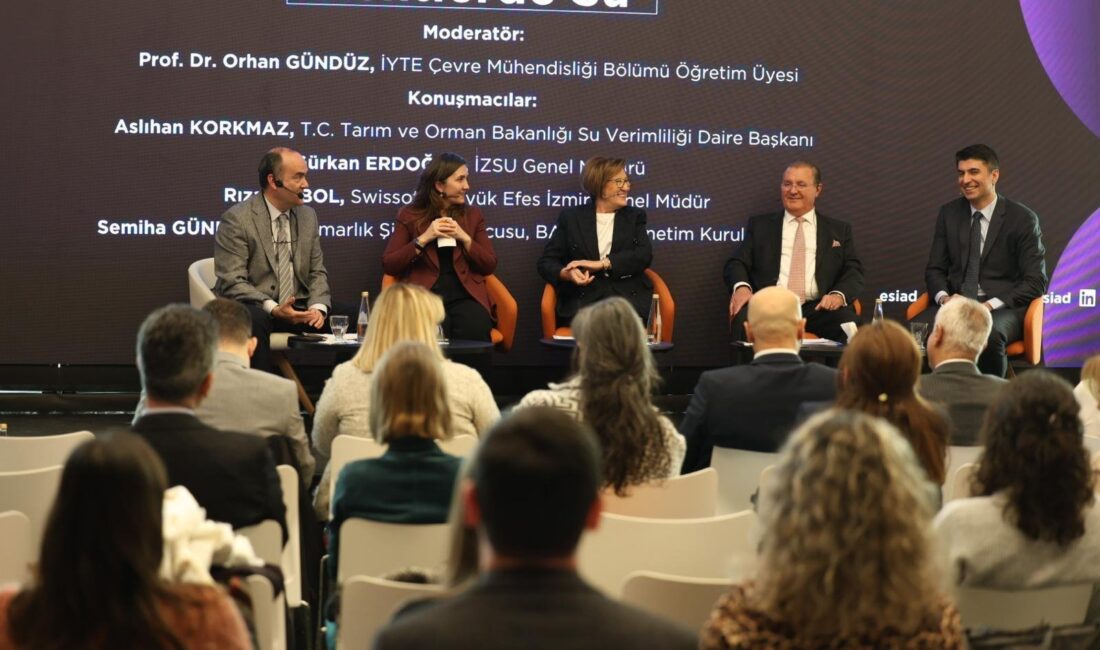 İzmir’de düzenlenen Su Konferansı’nda konuşan İZSU Genel Müdürü Gürkan Erdoğan,