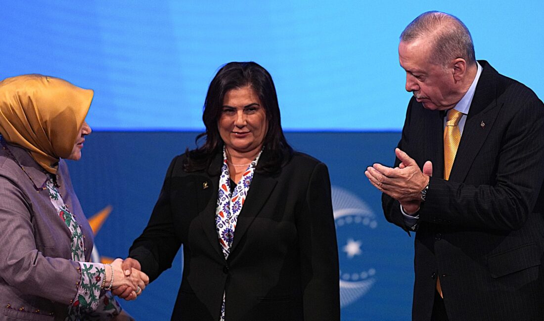 Aydın Büyükşehir Belediyesi’nde personele sosyal medya desteği için baskı yapıldığı