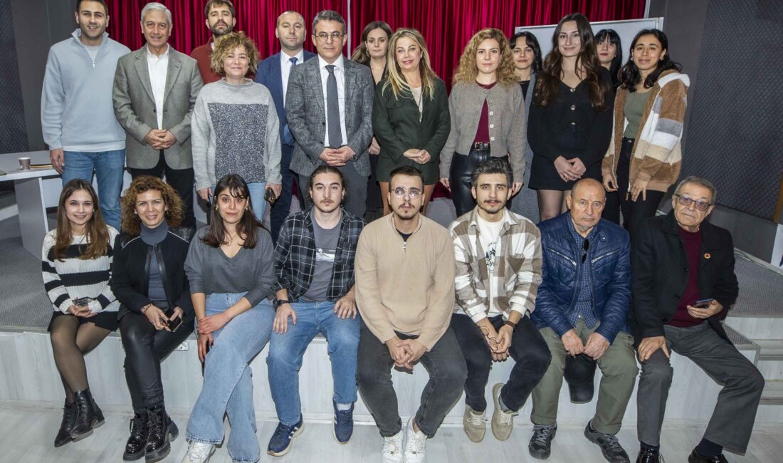 İzmir Gazeteciler Cemiyeti tarafından düzenlenen “Medyada Hukuk Okuryazarlığı Eğitimi”nde gazetecilerin